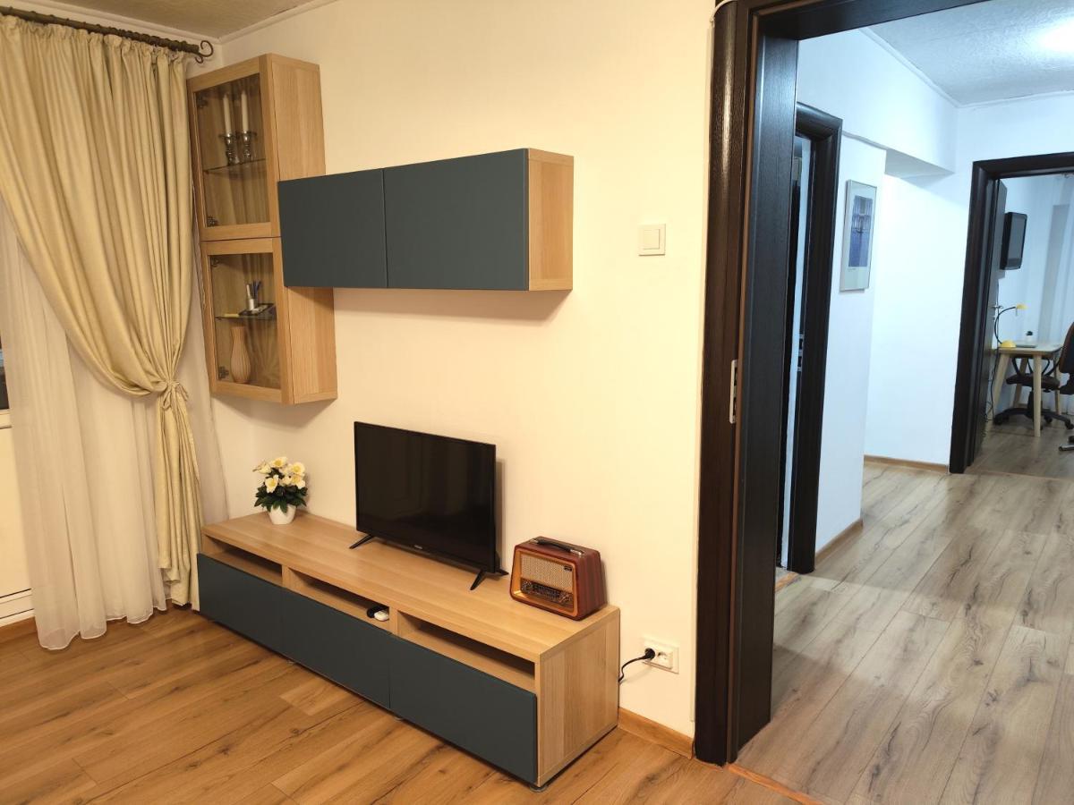 Platinum Apartment - Apartament Cu 3 Camere, 2 Dormitoare, 2 Bai, Bucatarie Complet Utilata, 2 Balcoane Βουκουρέστι Εξωτερικό φωτογραφία