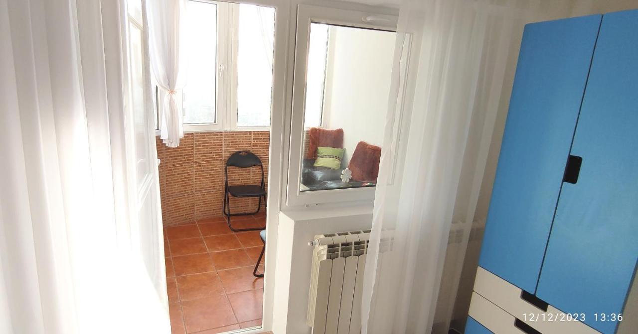 Platinum Apartment - Apartament Cu 3 Camere, 2 Dormitoare, 2 Bai, Bucatarie Complet Utilata, 2 Balcoane Βουκουρέστι Εξωτερικό φωτογραφία