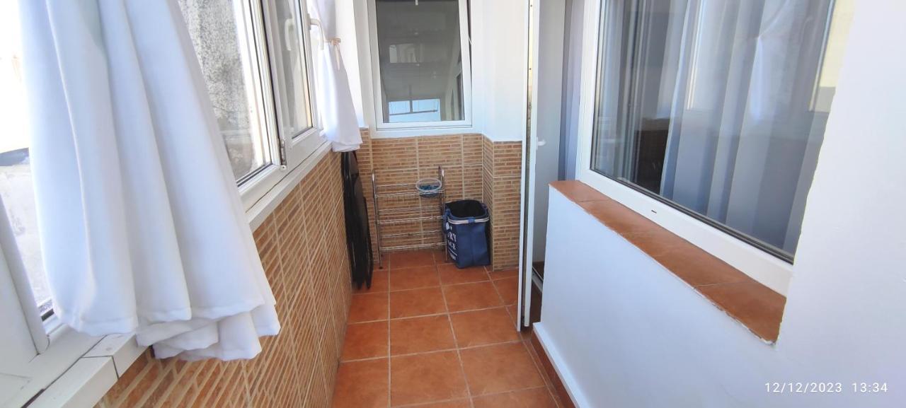 Platinum Apartment - Apartament Cu 3 Camere, 2 Dormitoare, 2 Bai, Bucatarie Complet Utilata, 2 Balcoane Βουκουρέστι Εξωτερικό φωτογραφία