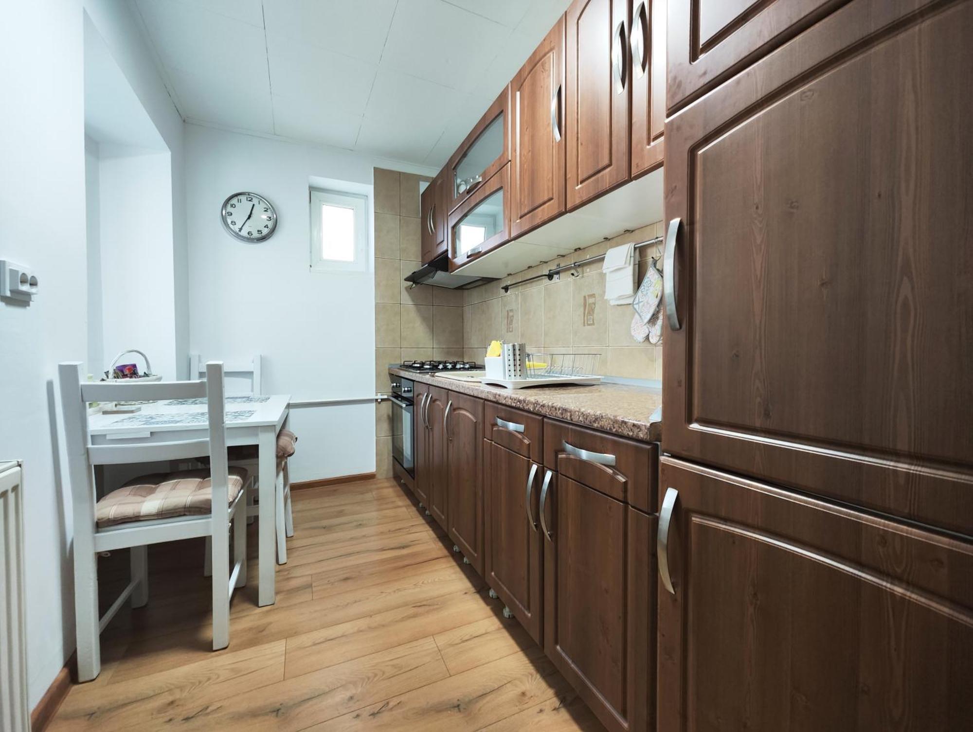 Platinum Apartment - Apartament Cu 3 Camere, 2 Dormitoare, 2 Bai, Bucatarie Complet Utilata, 2 Balcoane Βουκουρέστι Εξωτερικό φωτογραφία