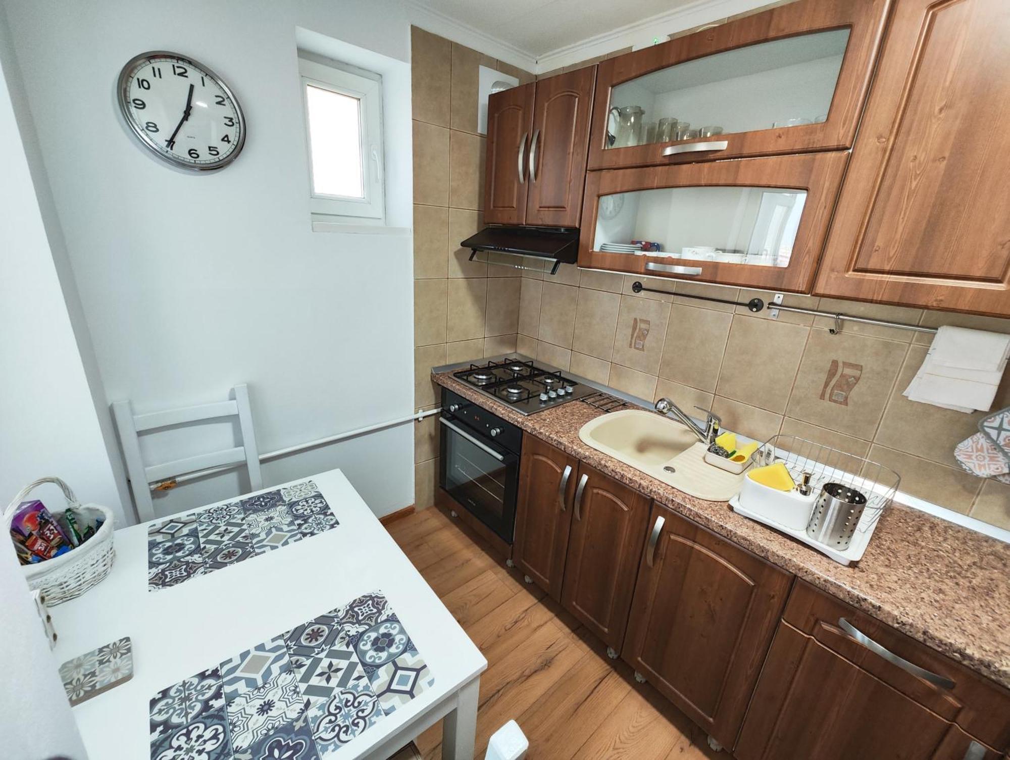 Platinum Apartment - Apartament Cu 3 Camere, 2 Dormitoare, 2 Bai, Bucatarie Complet Utilata, 2 Balcoane Βουκουρέστι Εξωτερικό φωτογραφία