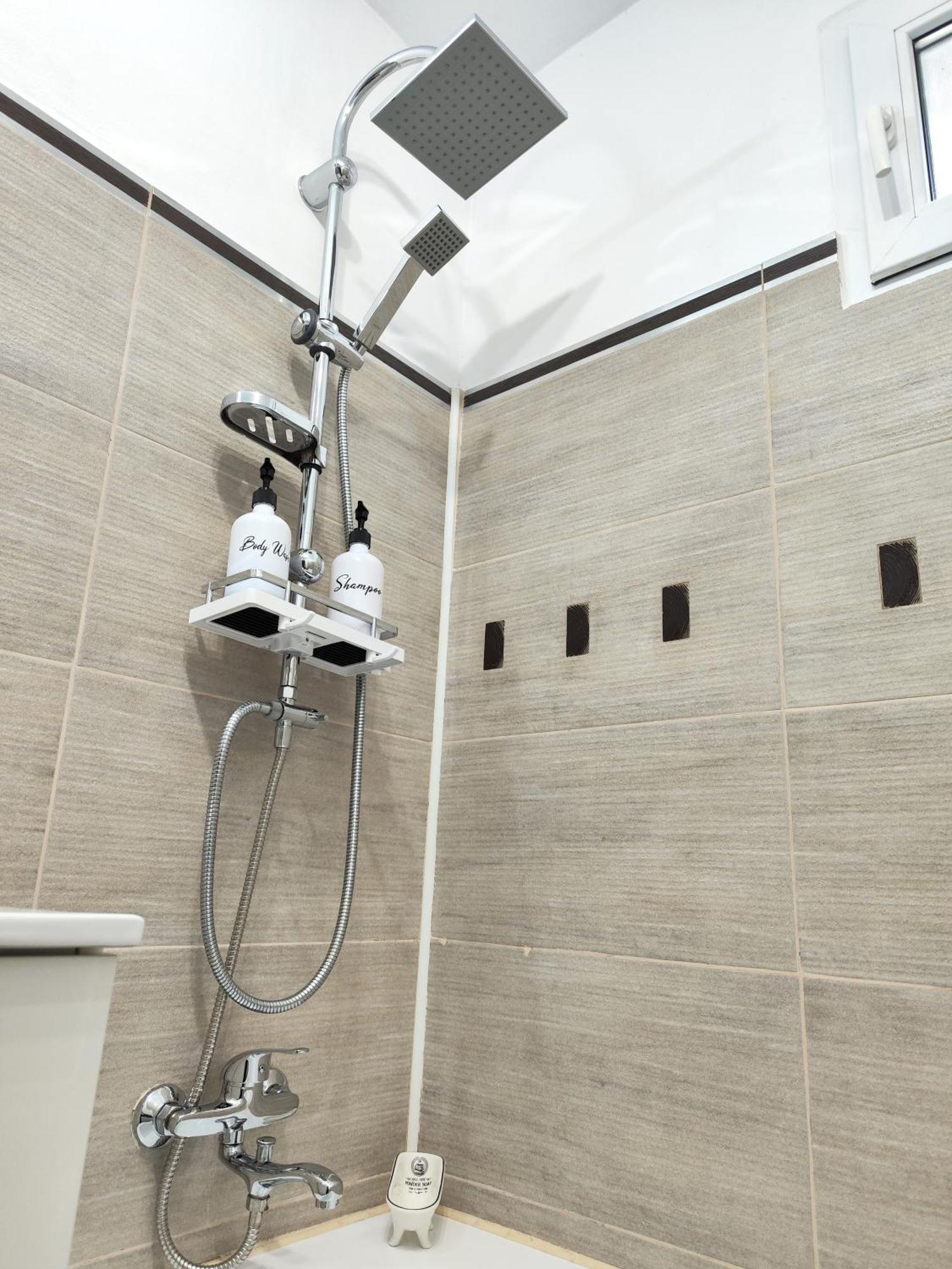 Platinum Apartment - Apartament Cu 3 Camere, 2 Dormitoare, 2 Bai, Bucatarie Complet Utilata, 2 Balcoane Βουκουρέστι Εξωτερικό φωτογραφία